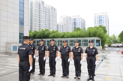 鹽城東方物業(yè)公司:品質(zhì)服務(wù)贏點贊 高效轉(zhuǎn)型鑄品牌