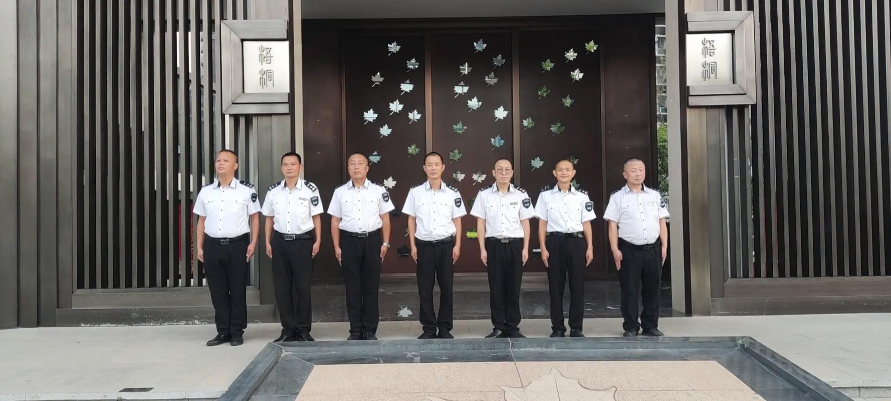 每一份努力都值得尊重 #不辜負每一份信任 #最美物業(yè)人 #